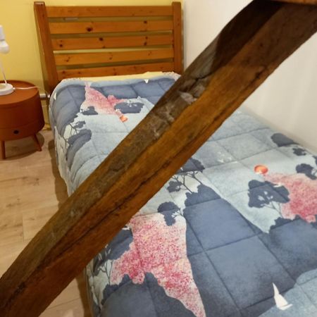 Apartament Le Calme A La Campagne Besson Pokój zdjęcie