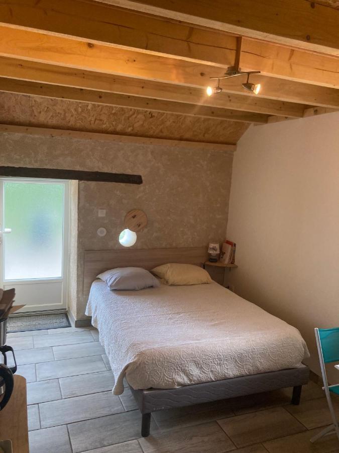 Apartament Le Calme A La Campagne Besson Zewnętrze zdjęcie
